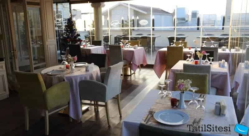 Albatros Premier Hotel